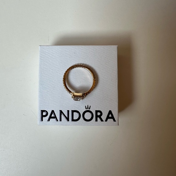 Pandora Gold Square Halo Ring - Picture 3 of 5